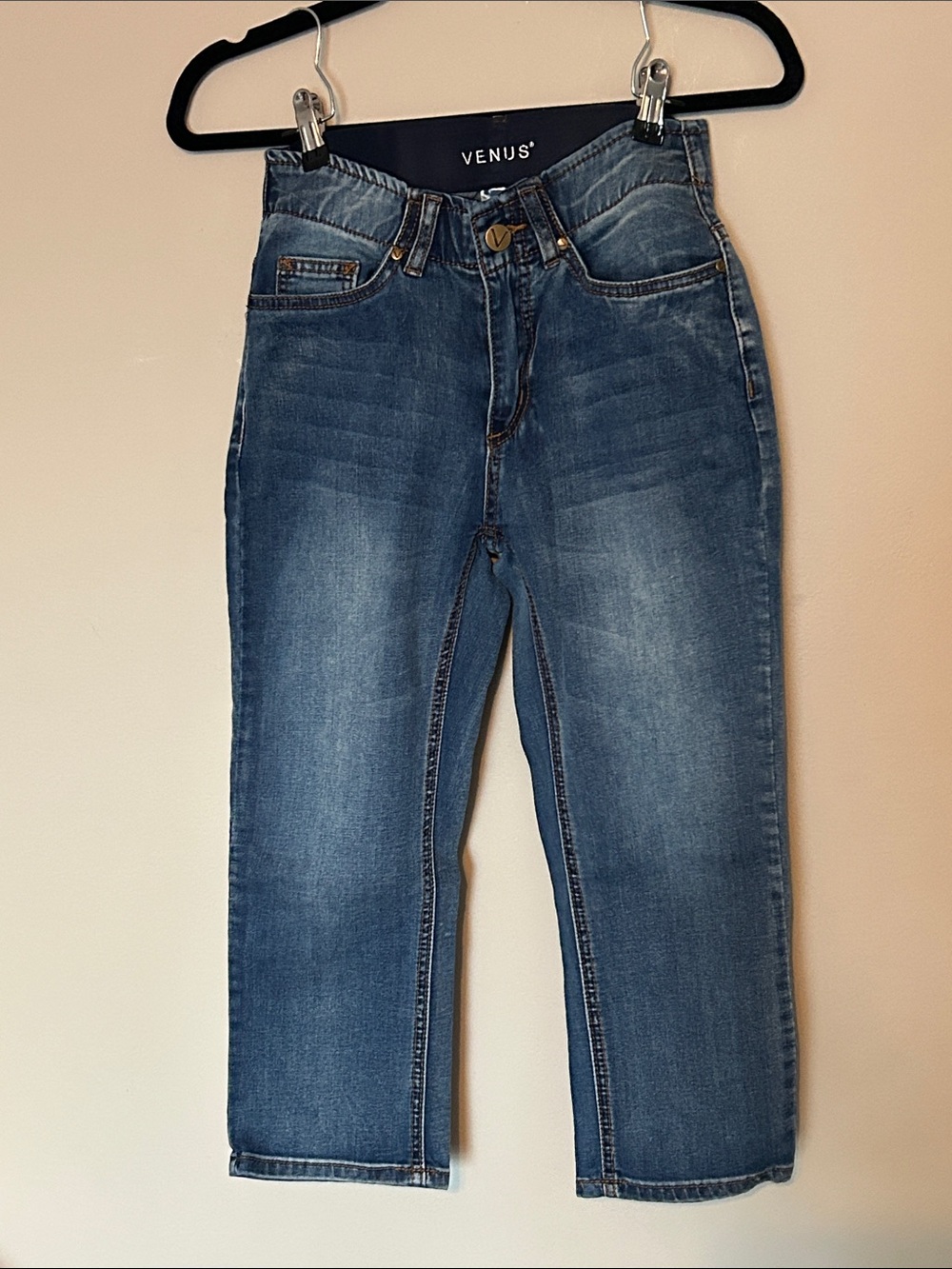 VENUS Women's Medium Blue Ankle Cropped Jeans